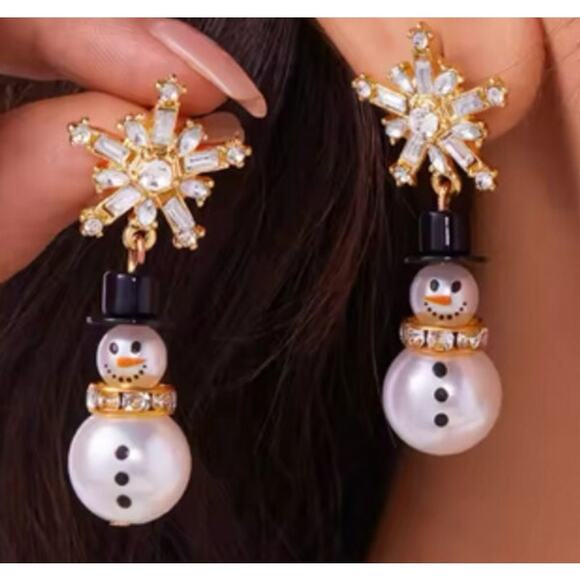 Snowman Pearl Earrings - Picture 1 of 1